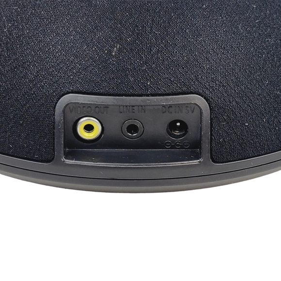 iLive Speaker System for iPod + iPhone - 3D Rotating Dock - Picture 7 of 13